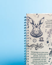 Cargar imagen en el visor de la galería, Libreta &quot;The white rabbit&quot;
