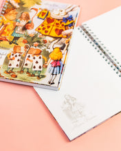 Cargar imagen en el visor de la galería, Libreta Collage Alice in Wonderland
