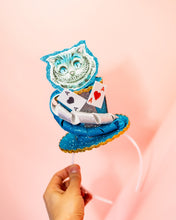 Cargar imagen en el visor de la galería, Mini Sombreros Wonderland
